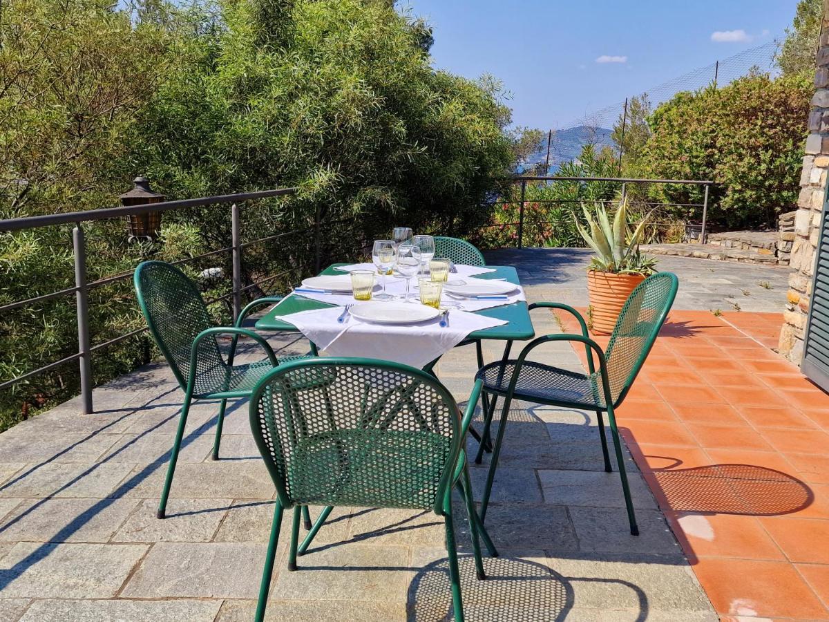 Appartamento In Villa Mimosa Cervo Exterior photo